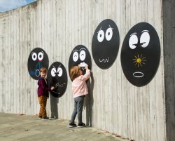 Outdoor-Spieltafel Emotionen, 5er Set